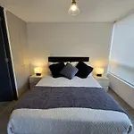 Hom I Nuevo Y Centrico 1D1B 2Pax Santiago
